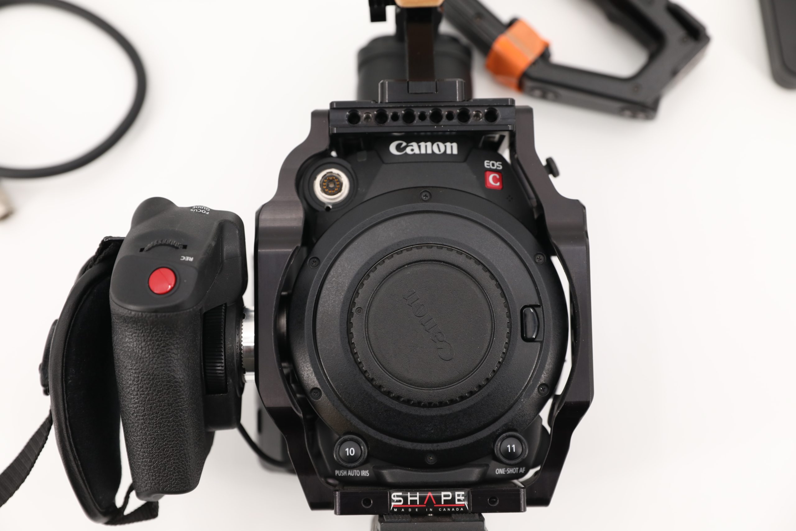 Canon EOS C200 Cinema Camera - Image 4